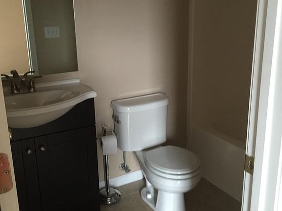 3rd image of 27 Lake Village Ct #27
