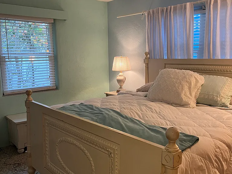 Master Bedroom with King Size Simmons mattress with EMF pad