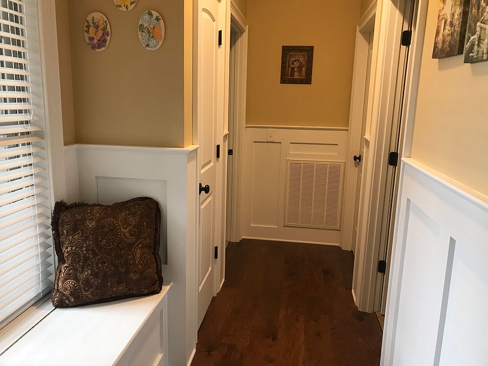 1st image of 440 Roberts Creek Cir