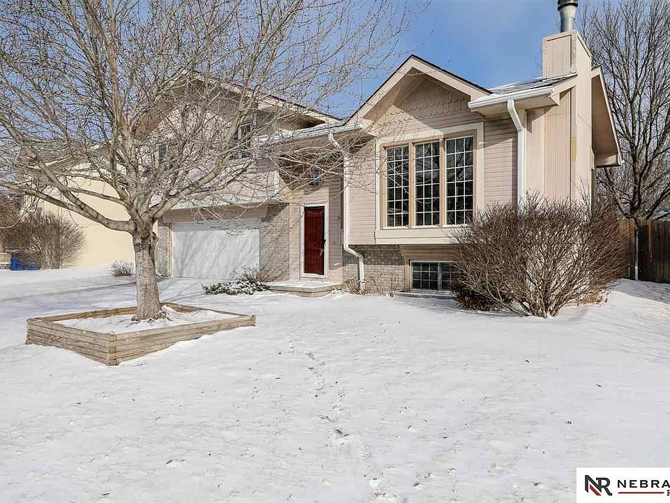 1st image of 15346 Papio St