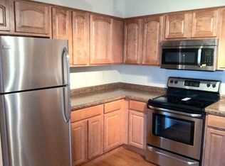 906 Wescott Trl APT 202, Eagan, MN 55123