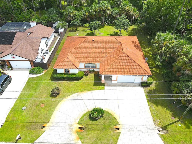 106 Point Of Woods Dr — Photo 4