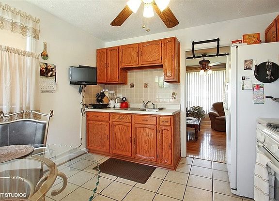 3rd image of 8315 Crawford Ave
