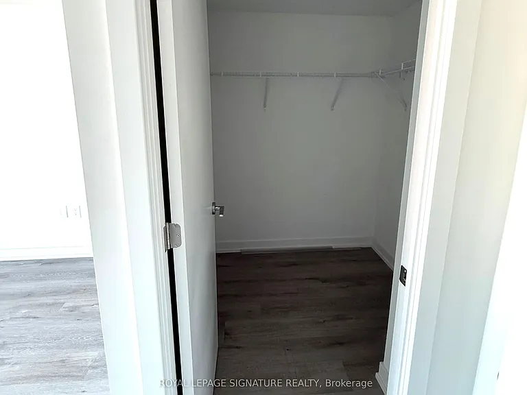 556 Marlee Ave #321 — Photo 7