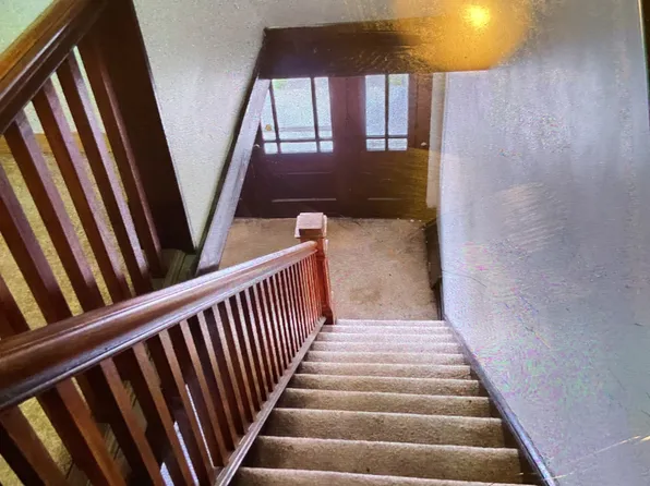 400 Center St, East Pittsburgh, PA 15112