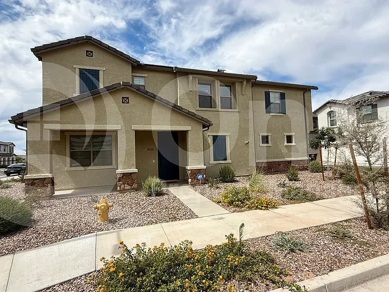 1220 W Sparrow Dr — Photo 1