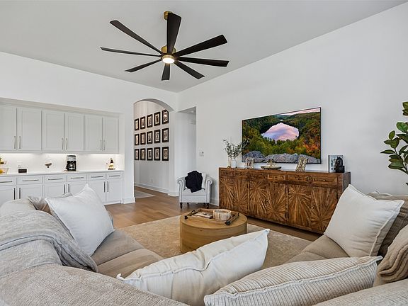 5th image of 2123 Charming Forge Rd