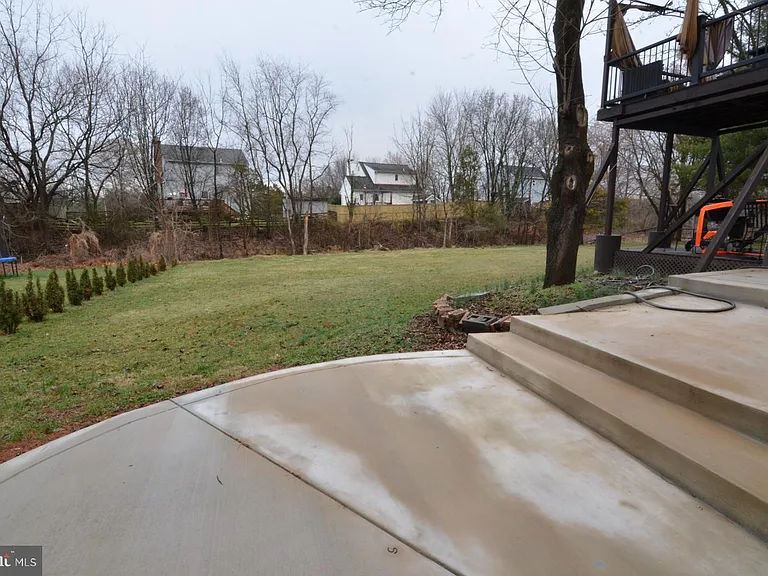 4304 Silas Hutchinson Dr — Photo 49