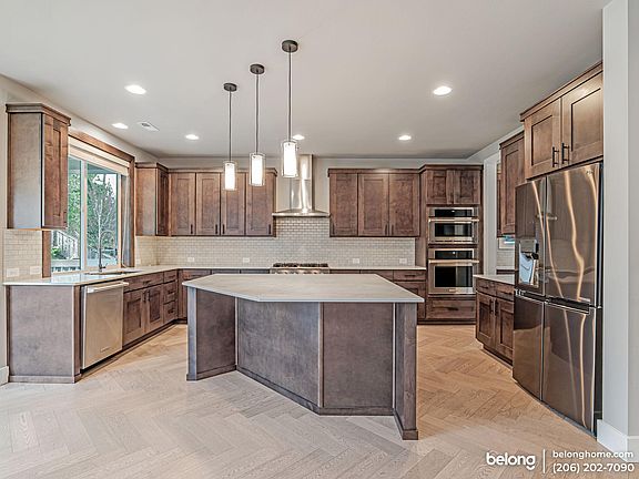 5th image of 24349 NE 27th Pl