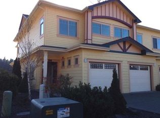 1789 Hillpark Pl, Grants Pass, OR 97526