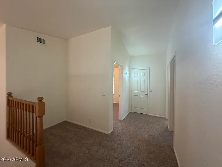 908 N Gregory Pl — Photo 17
