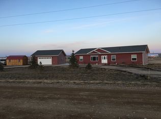 5734 Liberty Ln, Williston, ND 58801