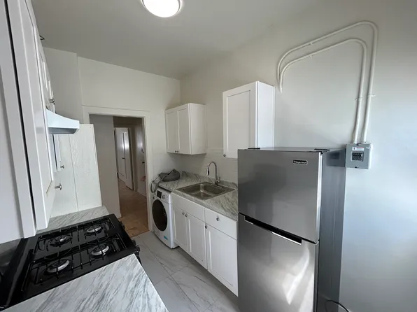 1454 1/4 Silver Lake Blvd, Los Angeles, CA 90026