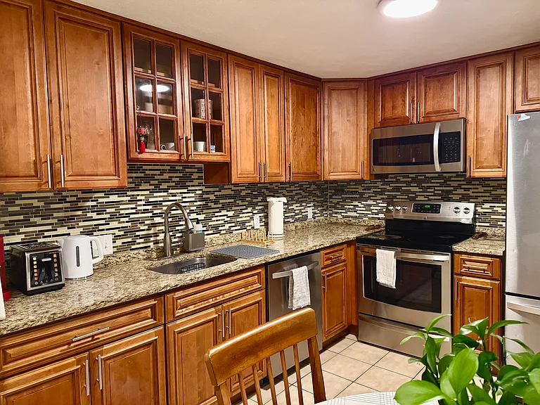 1129 N Shore Rd #1A — Photo 8