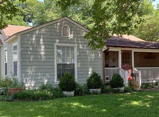 9335 Peninsula Dr, Dallas, TX 75218