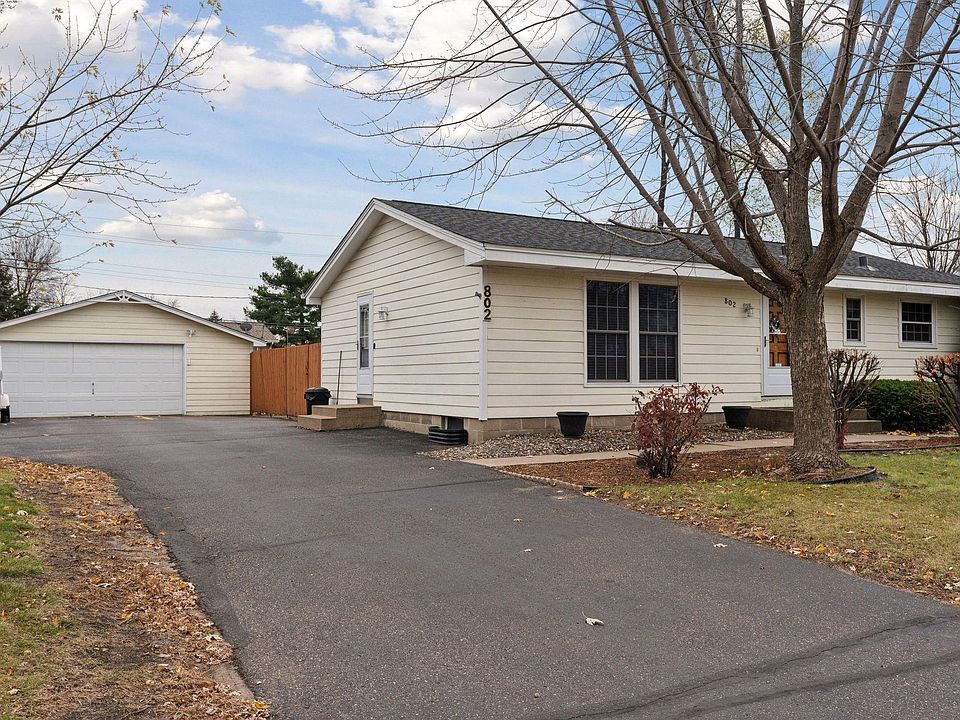 1st image of 802 Norwood Ave