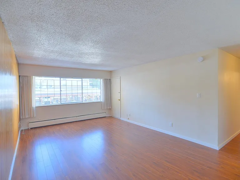 6635 McKay Ave #304 — Photo 16