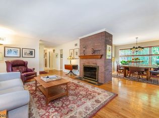 46 Elmwood Ter, West Caldwell, NJ 07006