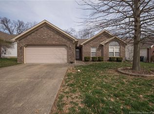 3829 Ridgetop Cir, Jeffersonville, IN 47130