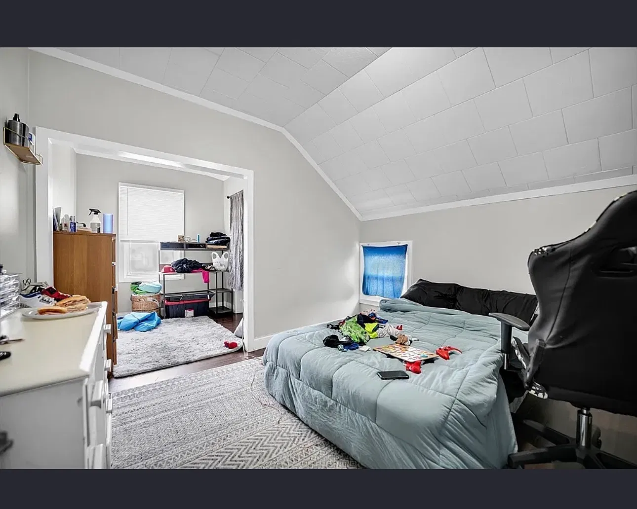 3 bed, 1700 sqft, $1,850 — Photo 1