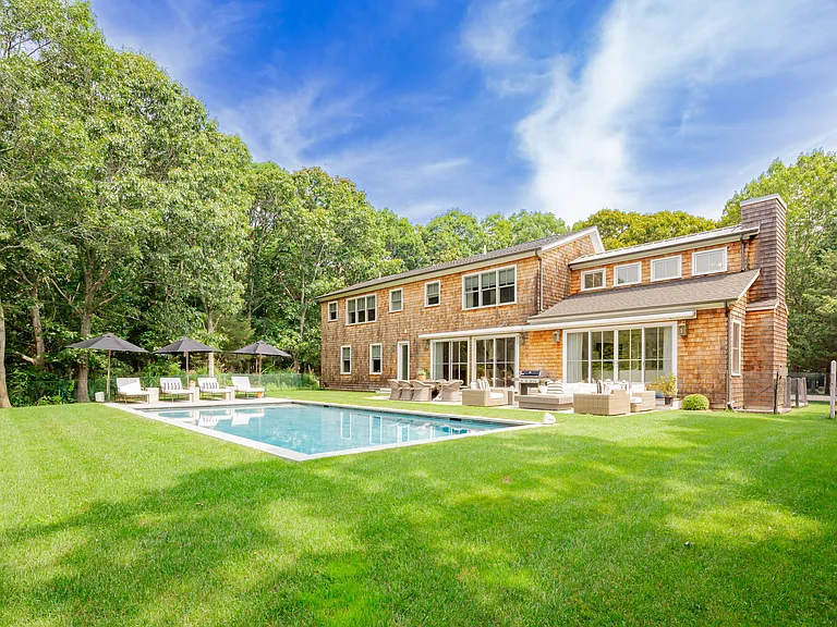 11 Deerfield Rd — Photo 16