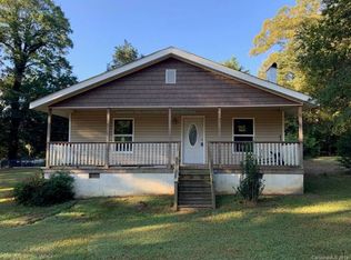 705 Goodson St, Mount Holly, NC 28120