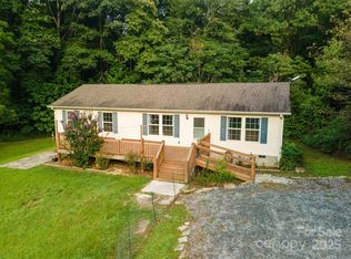 23 Sleeper Branch Rd, Whittier, NC 28789