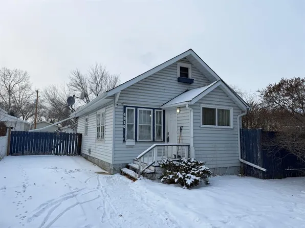 4910 E 44th St, Camrose, AB T4V 1C2