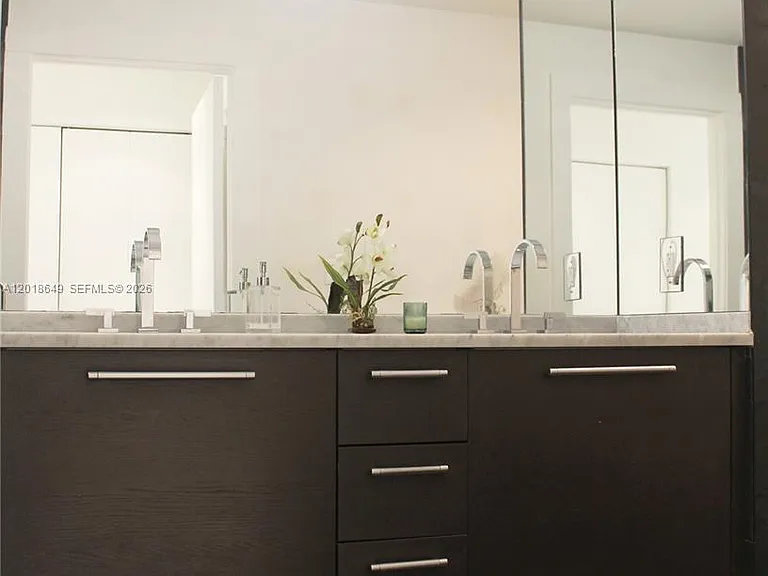900 Biscayne Blvd #3207 — Photo 23