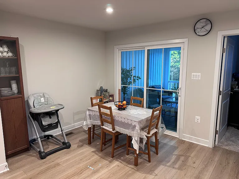 Dining Room, 1st Floor.