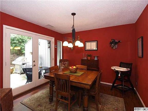 Home for Sale in Lake Wylie, South Carolina $159,900