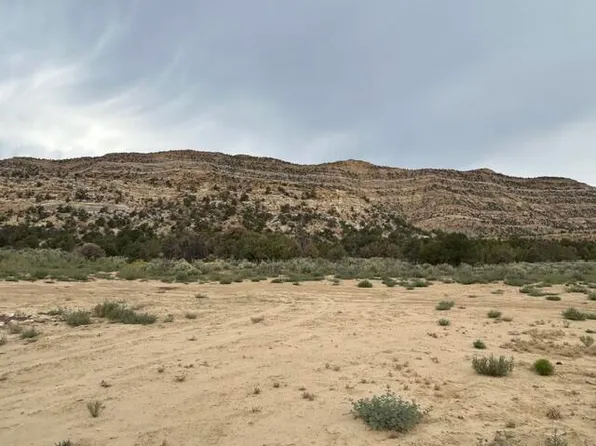 S Cedar Wash Rd, Escalante, UT 84726