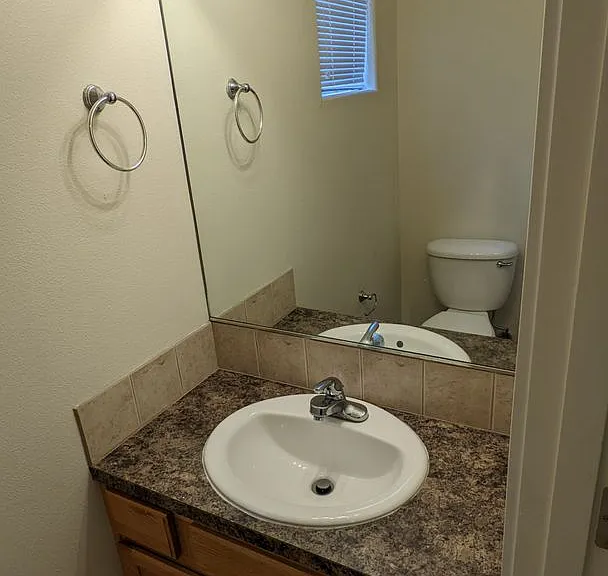Halsey East Townhomes — Photo 129