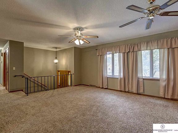 4th image of 7407 S 47th St