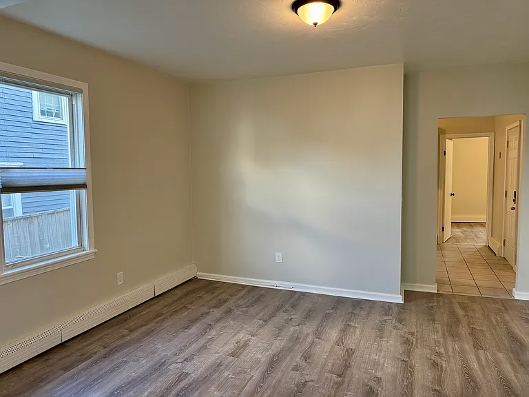 32 Highland St — Photo 9