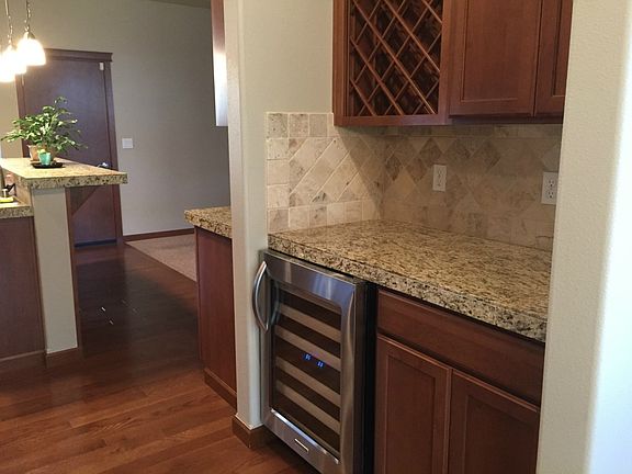 5th image of 4407 24th St SE