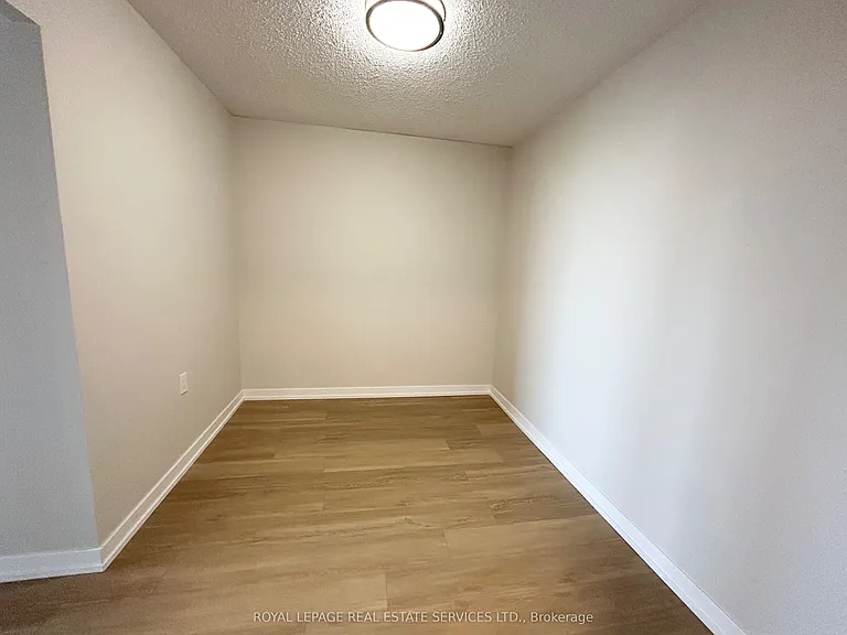 82 Millside Dr #1005 — Photo 8