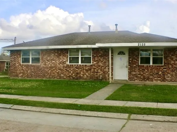 2125 Guerra Dr, Violet, LA 70092