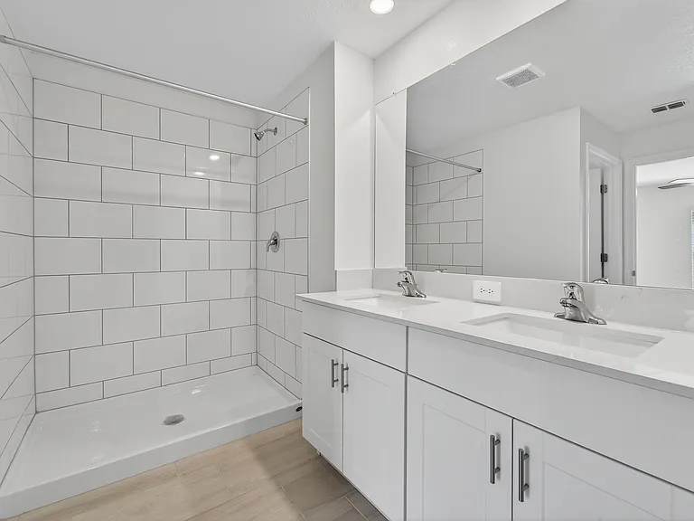 17512 Shirewood Way — Photo 11