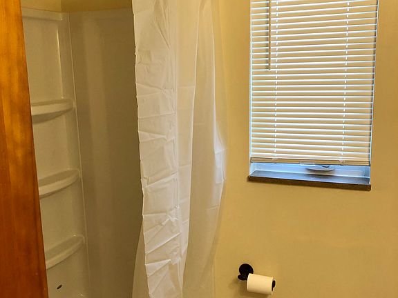 5th image of 113 William St #113