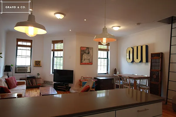 Rented by Grand & Co. | media 16