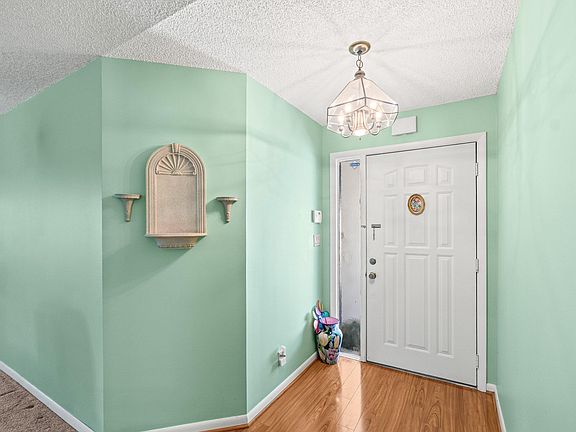 4th image of 69 King Fisher Way