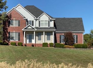 563 Banbury Dr, Madisonville, KY 42431