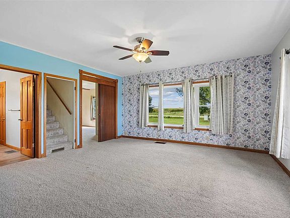 5th image of 22637 80th St