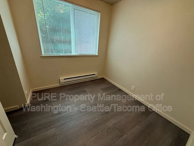 907 SW Holden St #2 — Photo 4