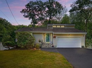 118 Beach Rd, Salisbury, MA 01952