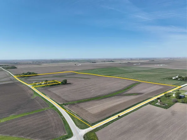 Us Highway 218 & Co Road E 12, Dysart, IA 52224