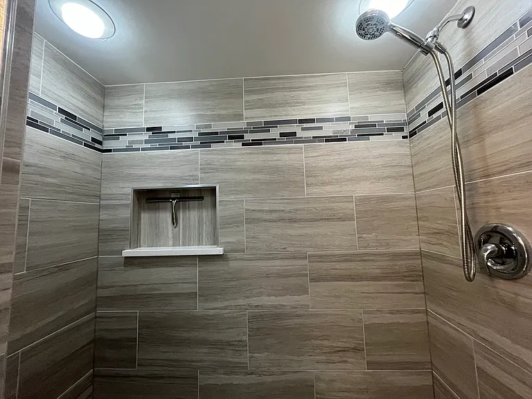 449 W 37th St #2 — Photo 13