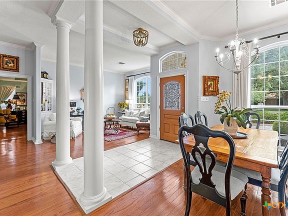 4th image of 807 Blaylock Cir