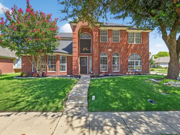 709 Summit Rdg, Lewisville, TX 75077
